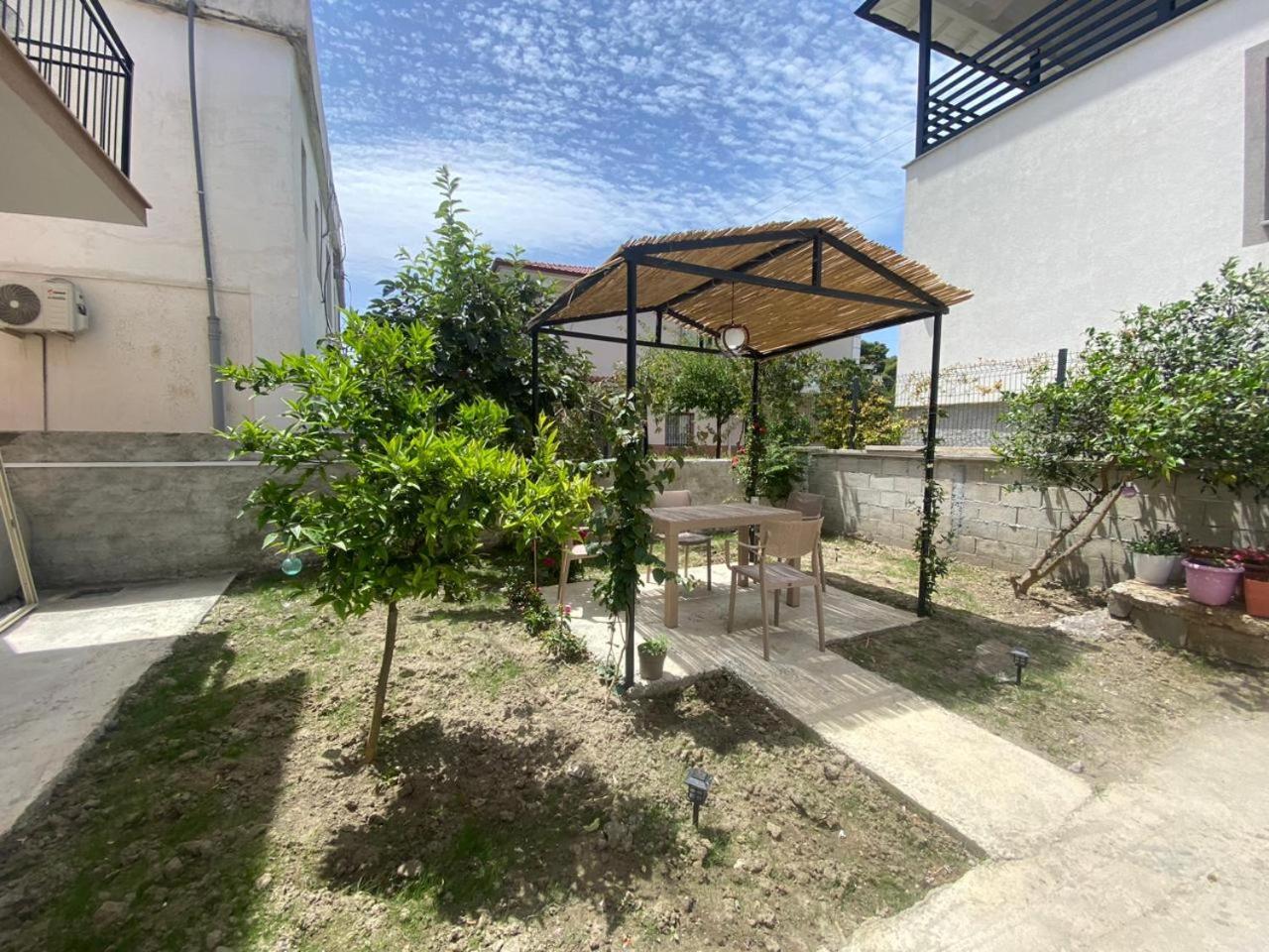 Apartment Luani
