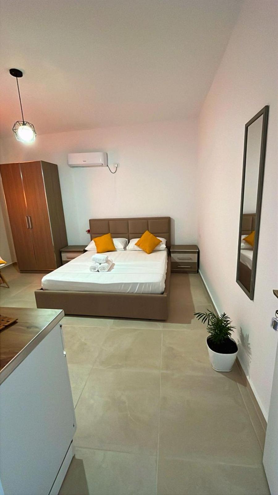 Luani Apartment *